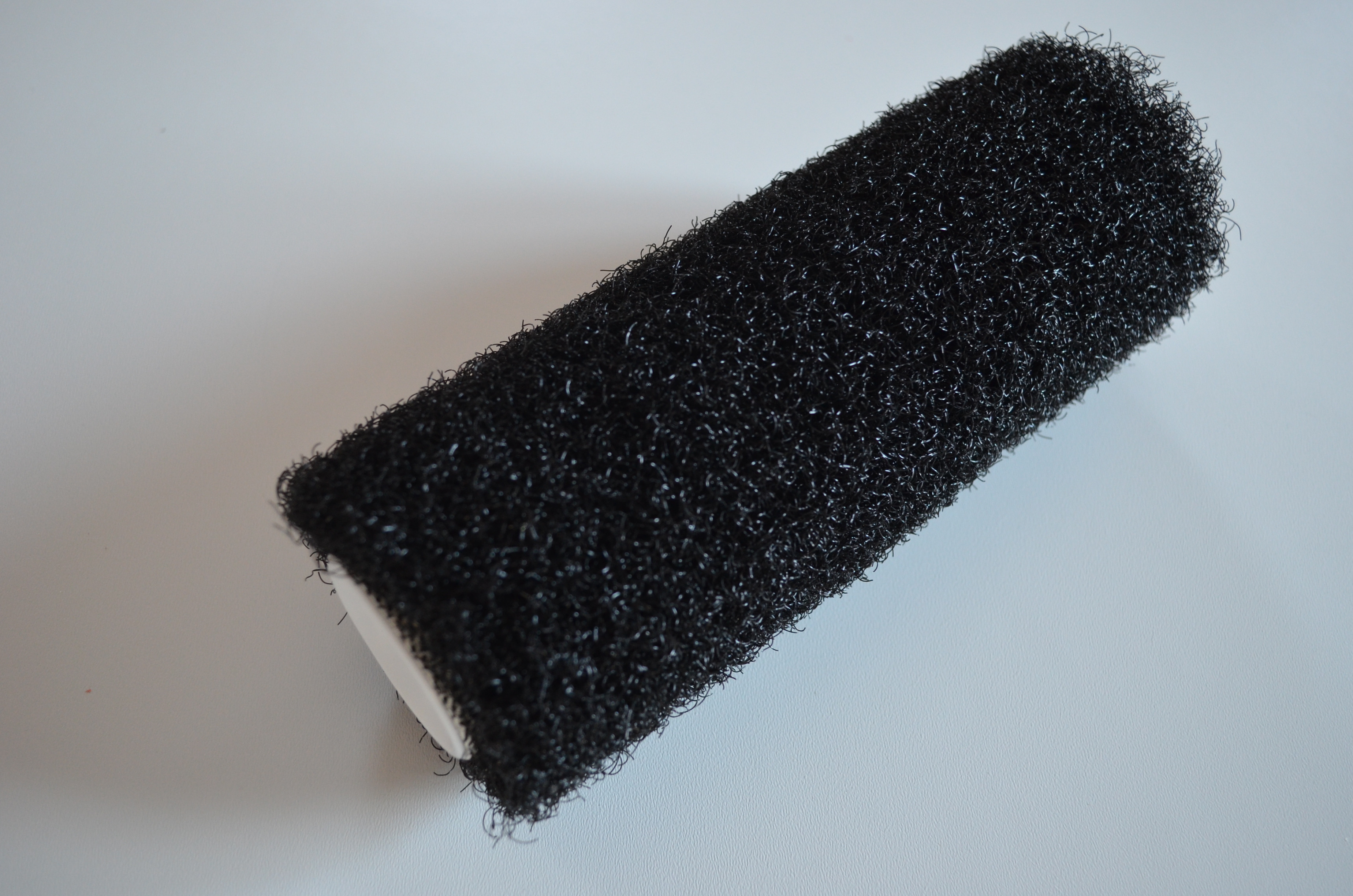 NANÁŠACÍ VALČEK s rozmerom 22 cm