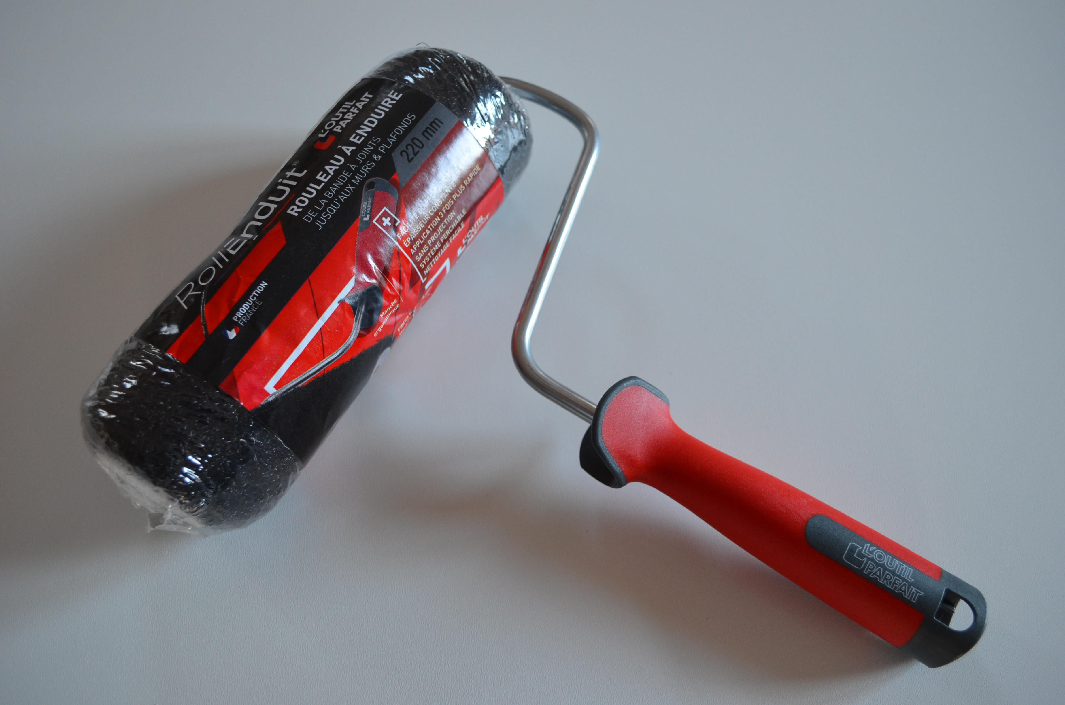 NANÁŠACÍ VALČEK s rozmerom 22 cm